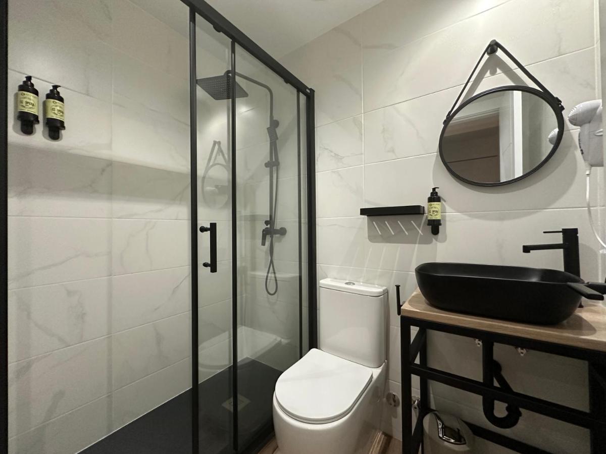 Cc Opera Suites Madrid Exterior foto